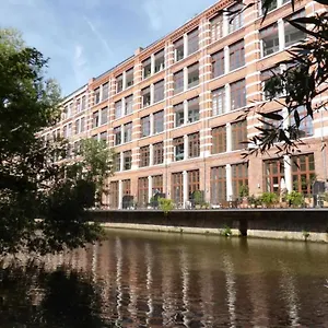  Apartment Relax-wohnung Mit Balkon Ueber Weisse Elster